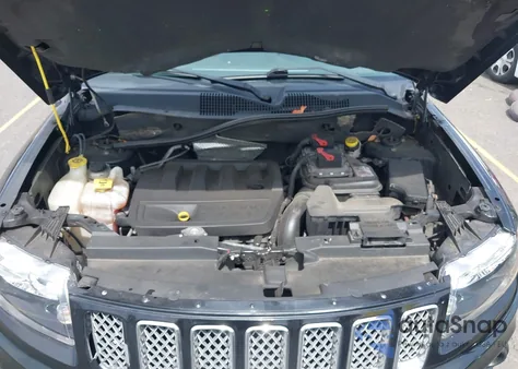 2014 Jeep Compass Limited из США, поврежденный, VIN 1C4NJDCB3ED705057